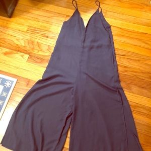 Navy blue pant suit! Adorable!